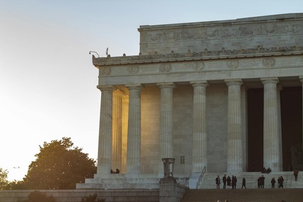 Les exercices de musculation à la barre les plus efficaces pour les pectoraux